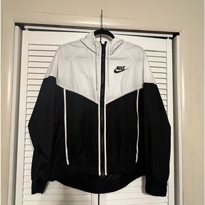 Nike windbreaker